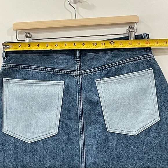 Everlane Cargo Mini Jean Skirt - Picture 4 of 10